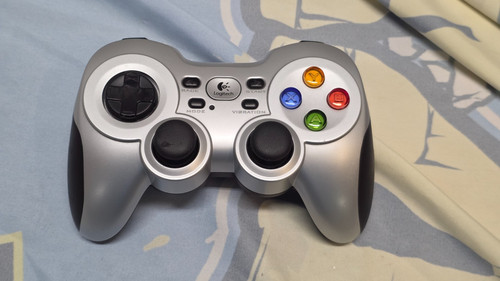 Logitech wireless gamepad - logitech,