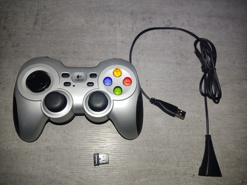 Logitech f710 gamepad wireless - logitech,